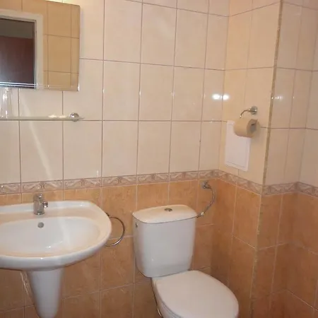 Elmaz Szálloda 3*