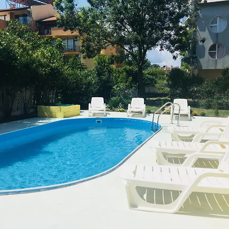 Elmaz Szálloda Lozenec