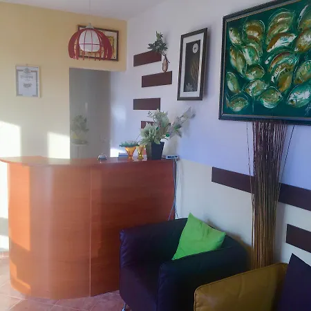 Elmaz Szálloda 3*
